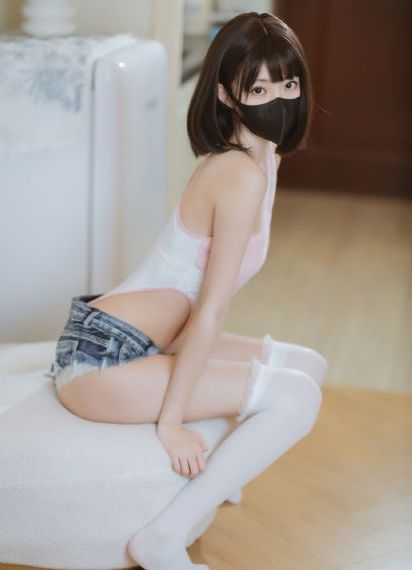 蜜桃网站在线_蓝光免费观看视频