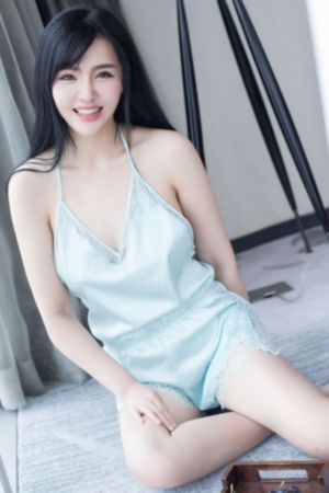 李采潭漂亮女客栈_BD英语免费电视剧