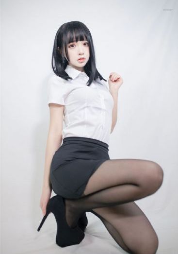 dita香槟杯舞蹈完整版_电影无删减版
