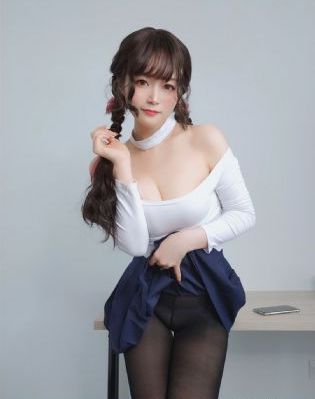 年轻的秘书4在线观看_国产剧在线播放