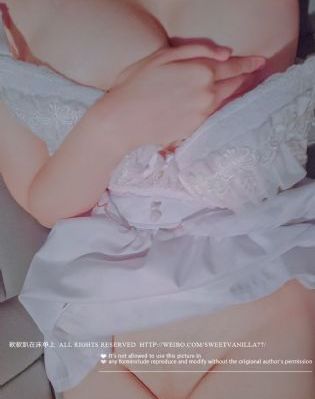 强j2:制服y惑_高清完整版观看